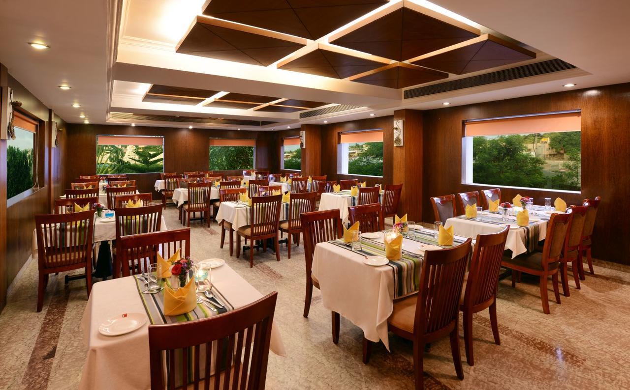 Clarks Inn Airport Hotel Hubli Extérieur photo